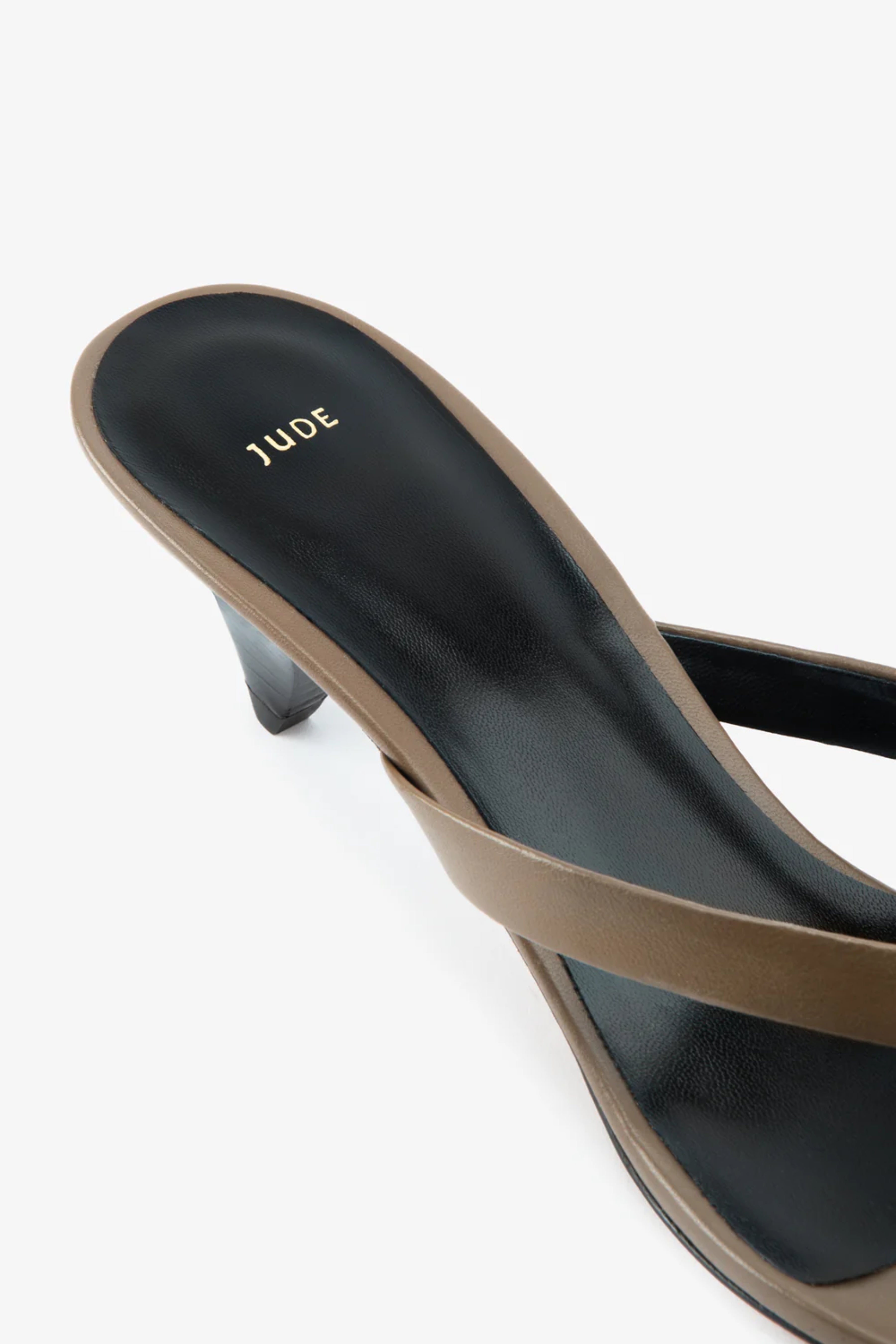 Rooty Sandal