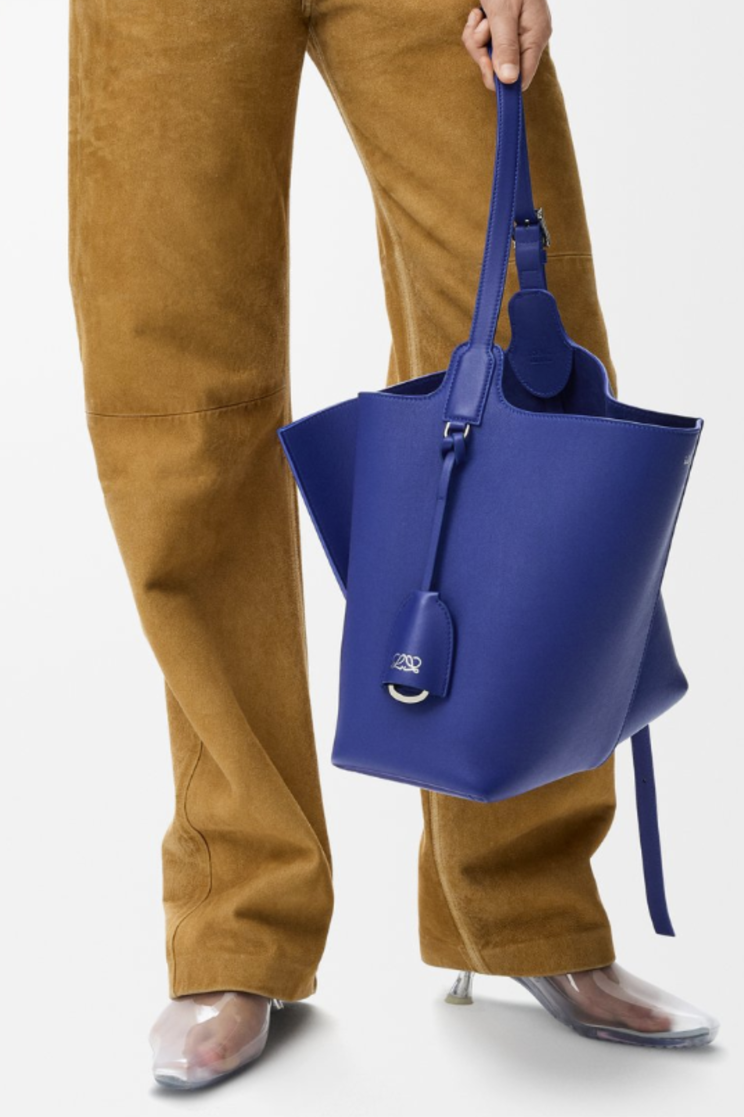 Bilbao Bucket Medium