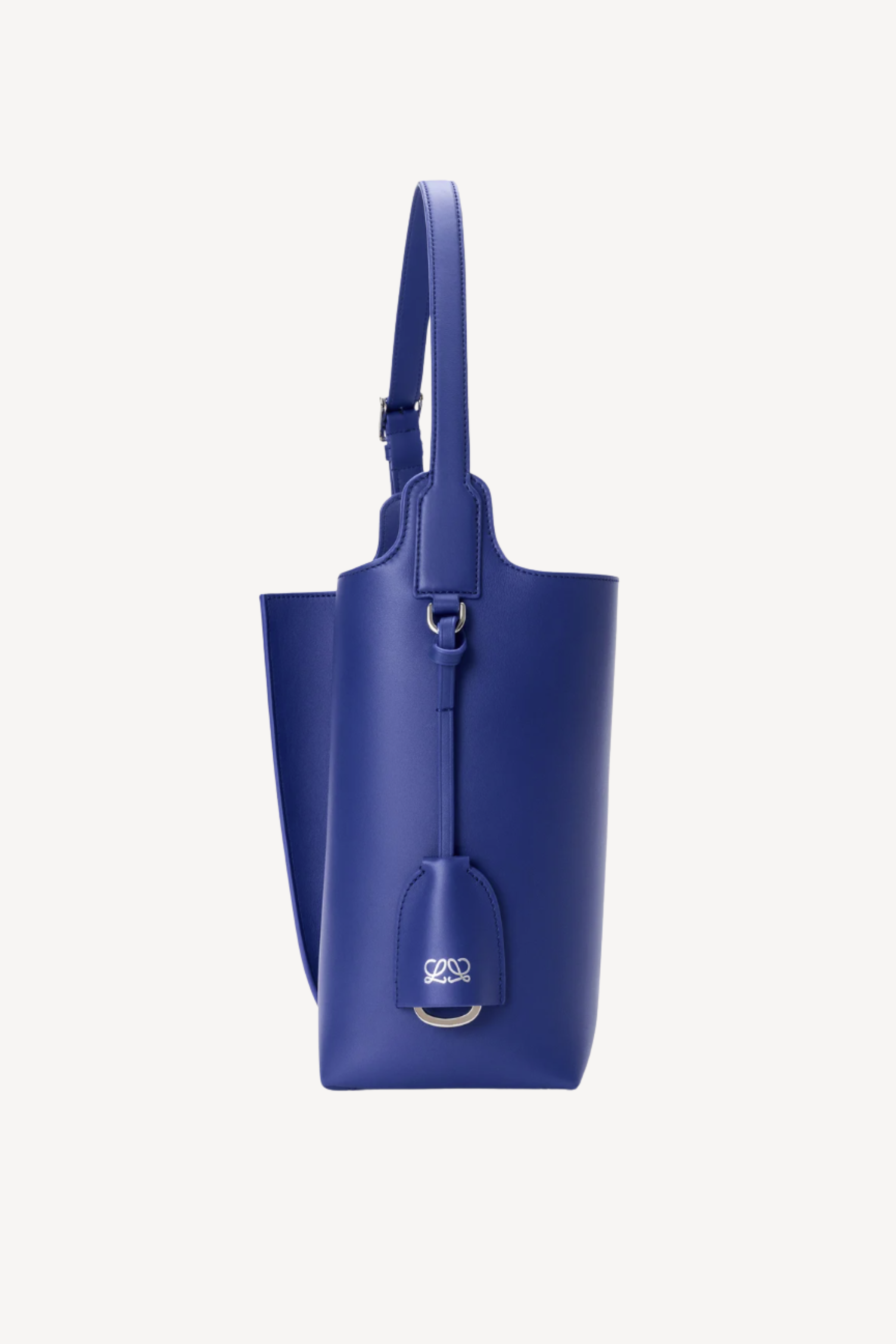 Bilbao Bucket Medium