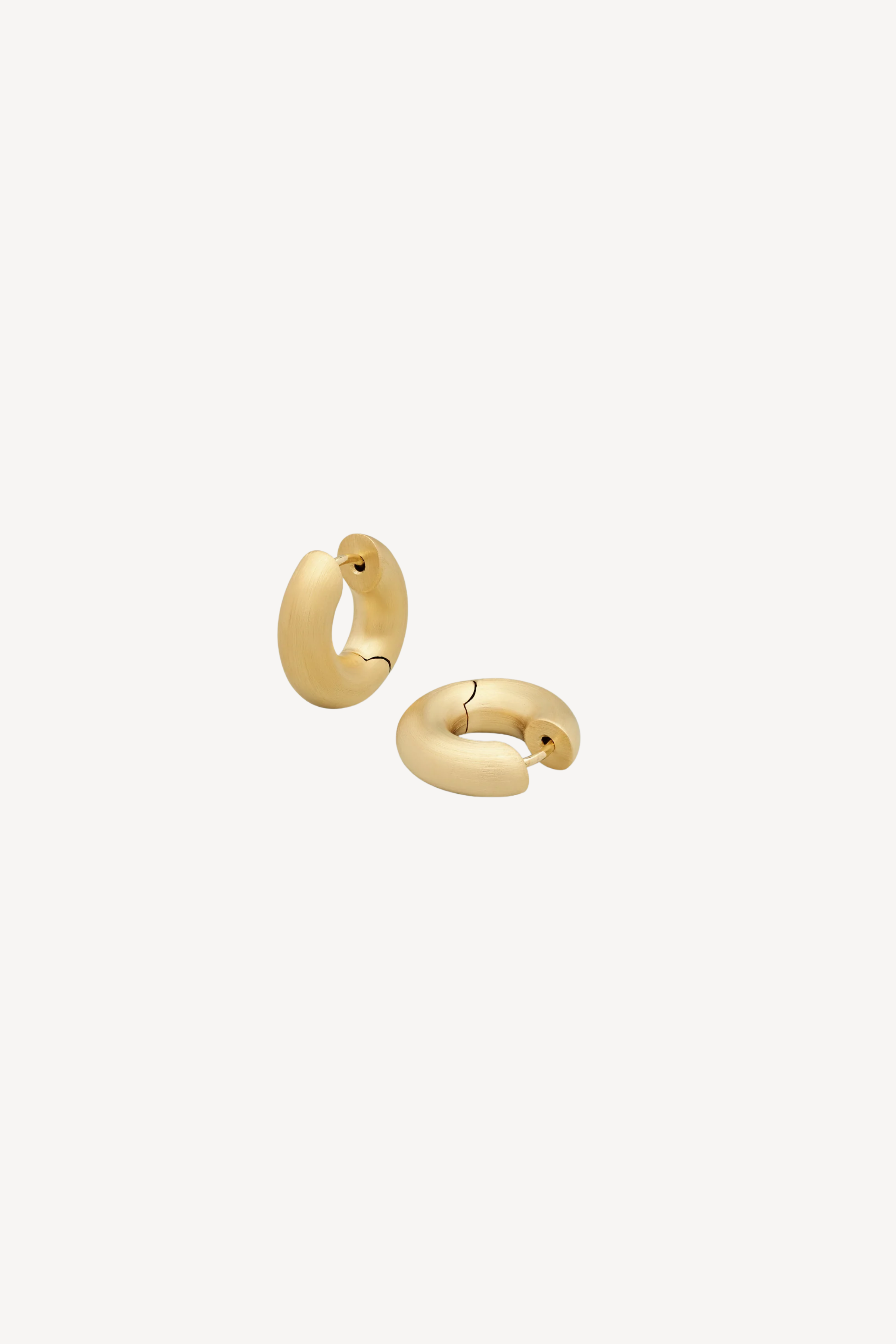 Gold Classic Hoop Thick Satin Small – BYGEORGE