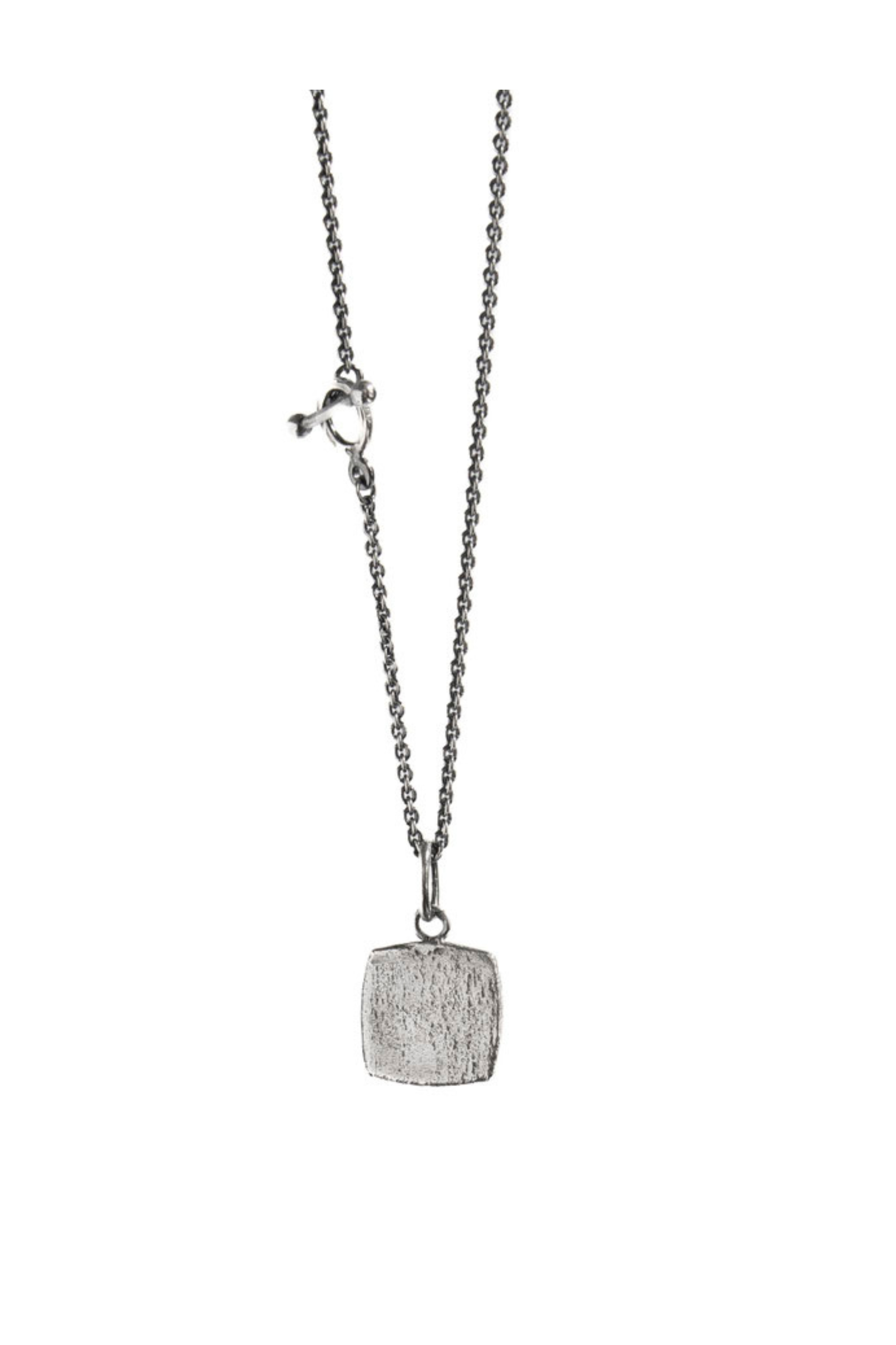 ARKAIKA Classic Pendant Necklace Square