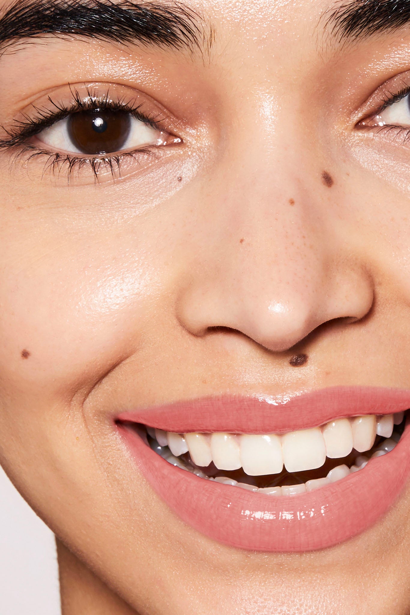 Nou Nou Liquid Lip Balm