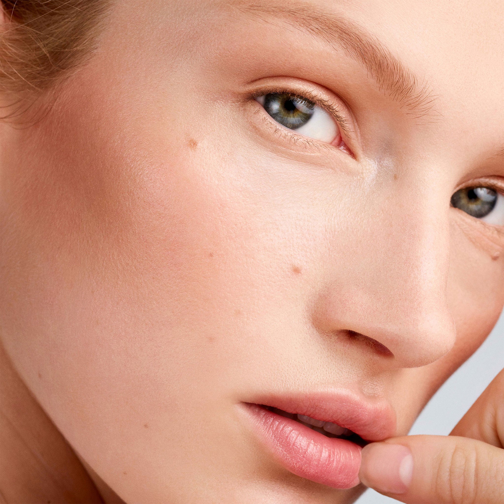 Peau De Soleil Tinted Highlight