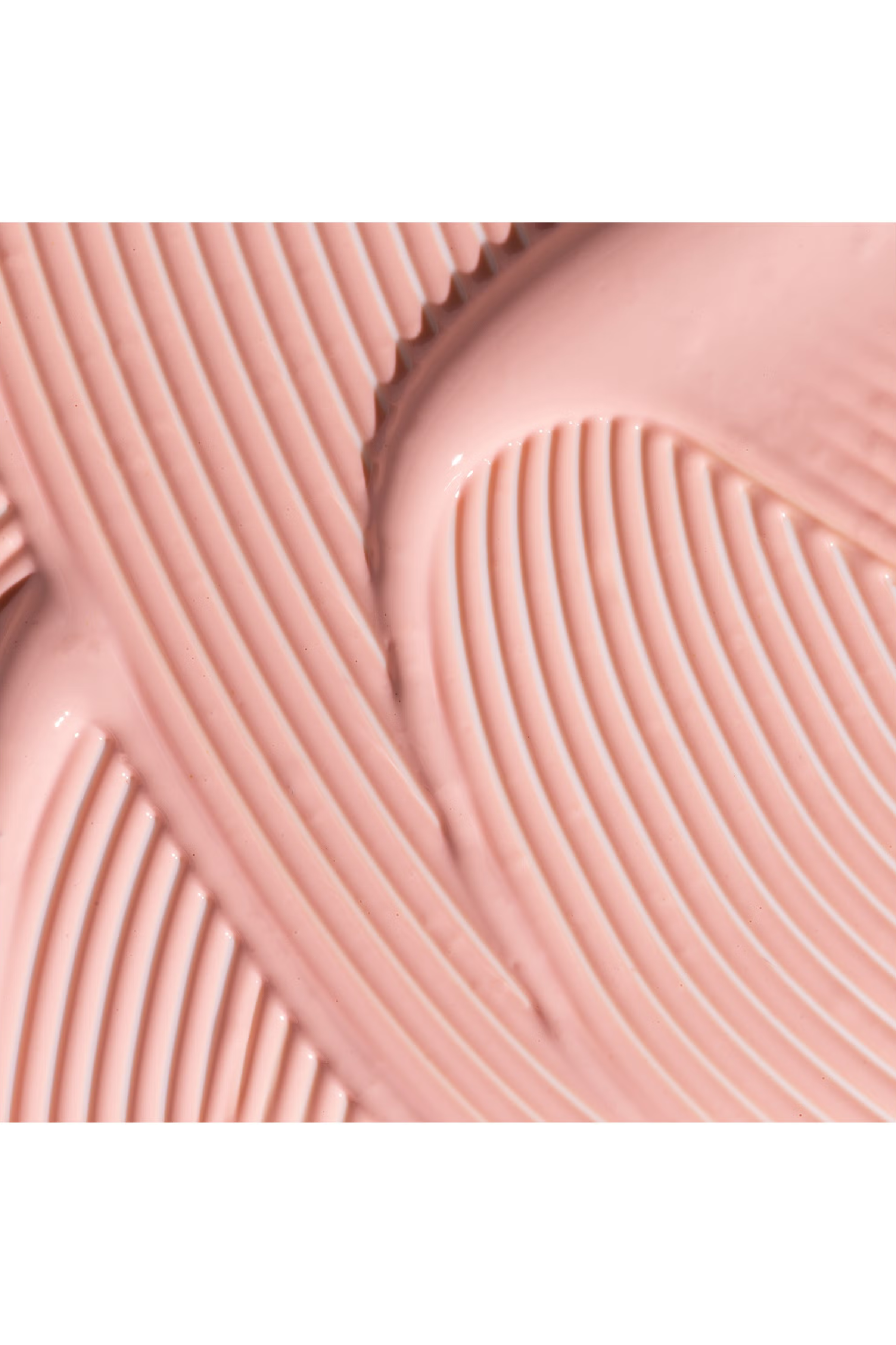 Universal Glow Daily Defense Mineral Sunscreen SPF40