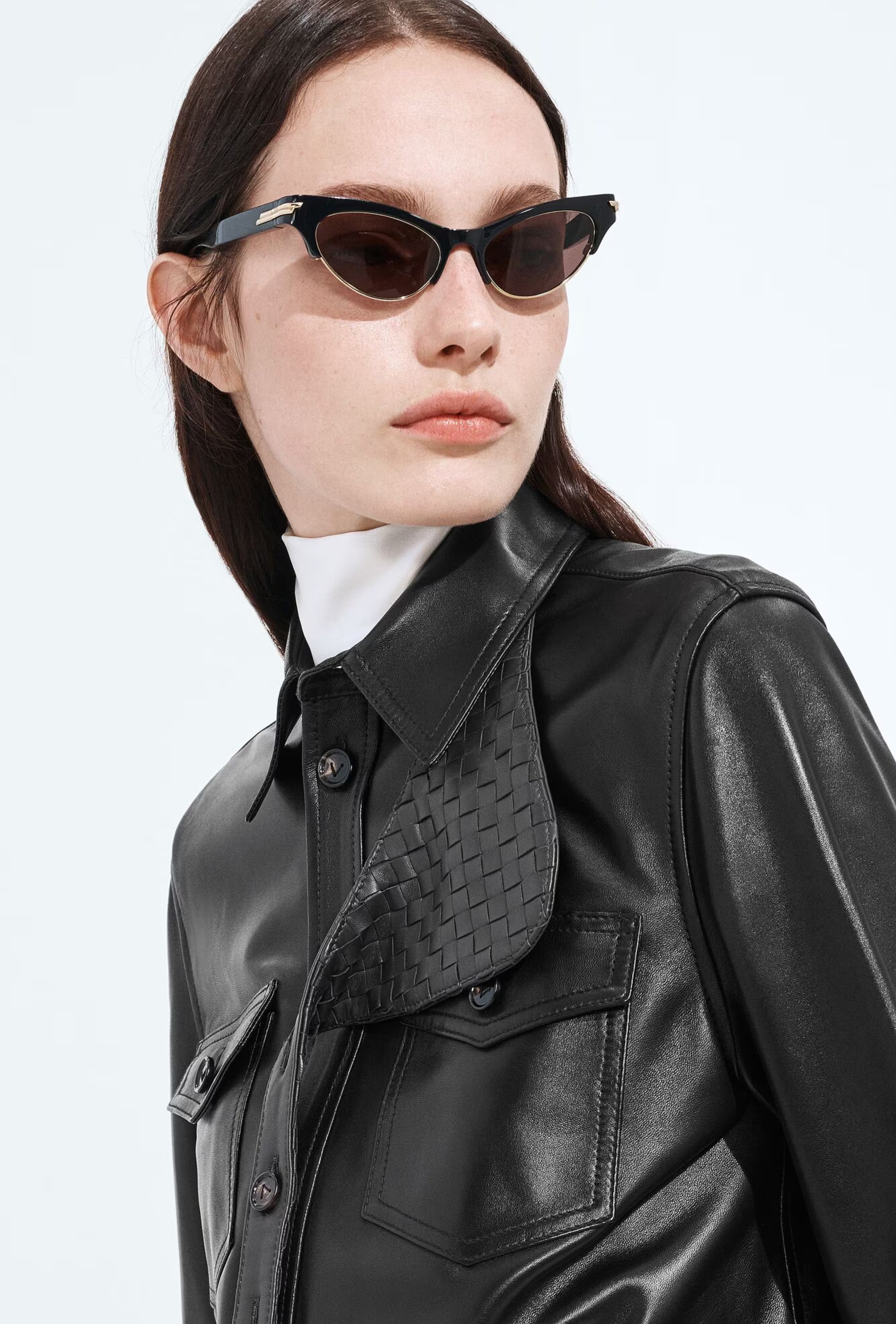 Angle Cat Eye Sunglasses in Black