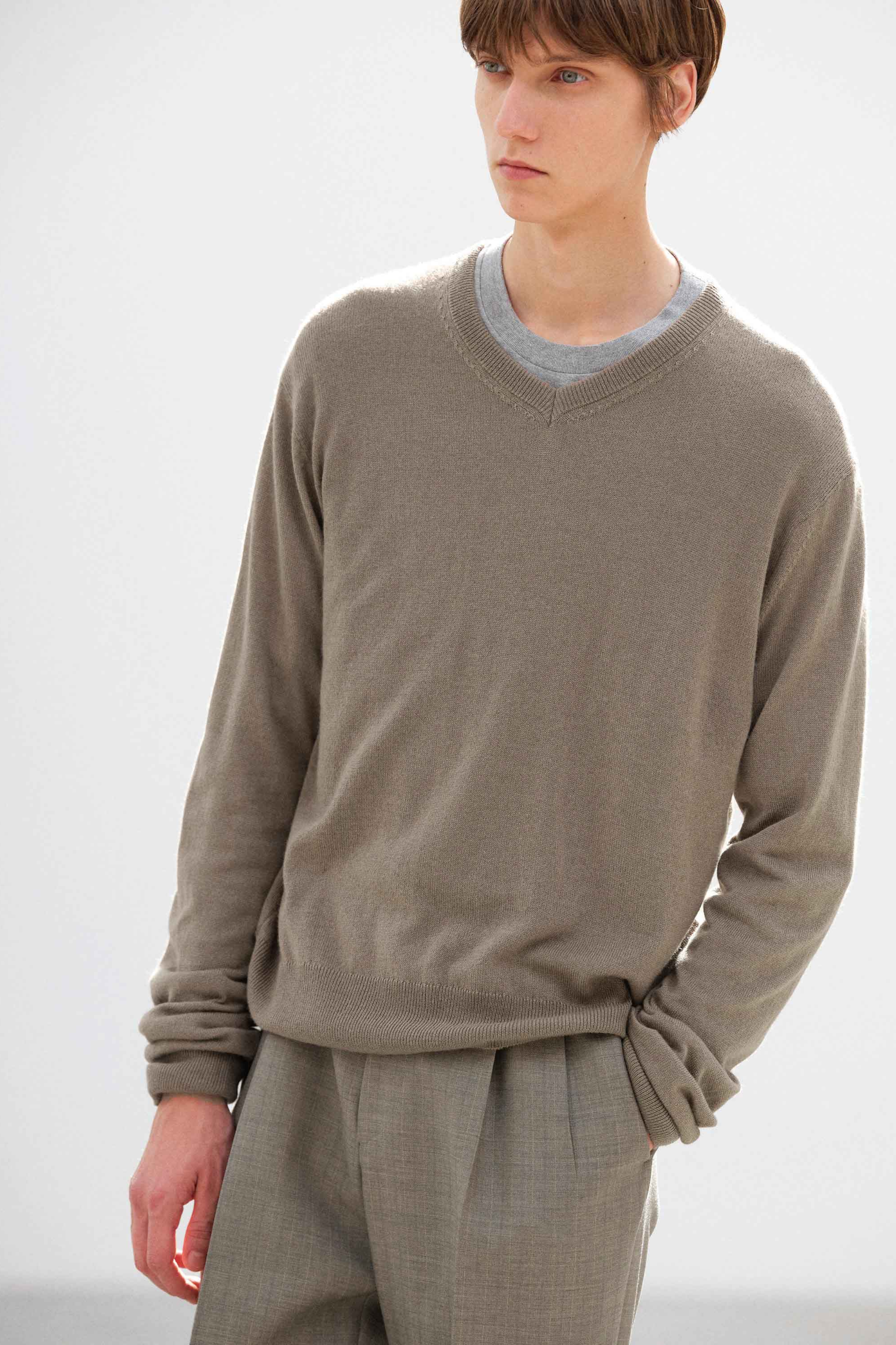 Cashmere Silk Knit V-Neck