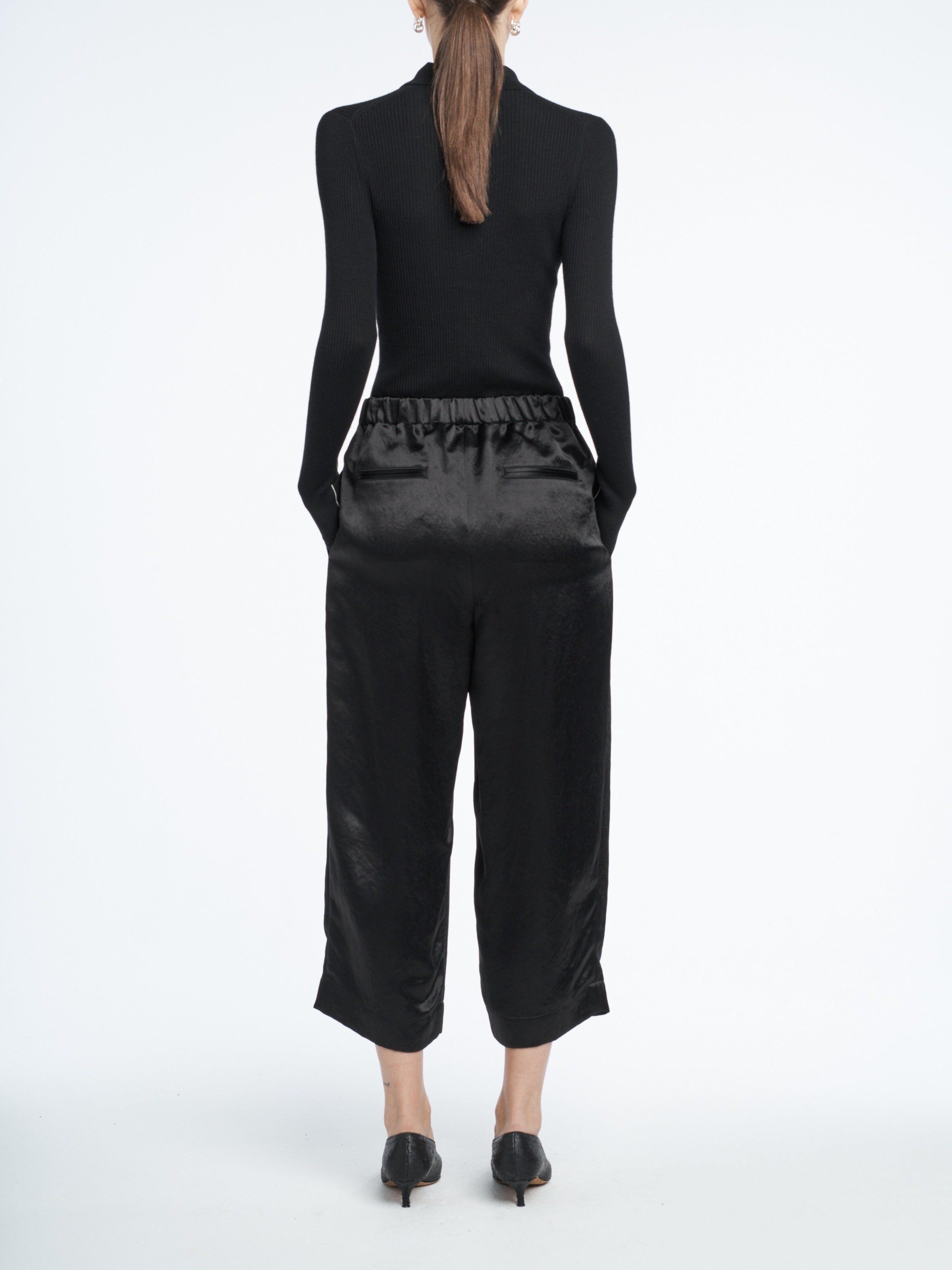 Pull On Wide Leg Crop in Black