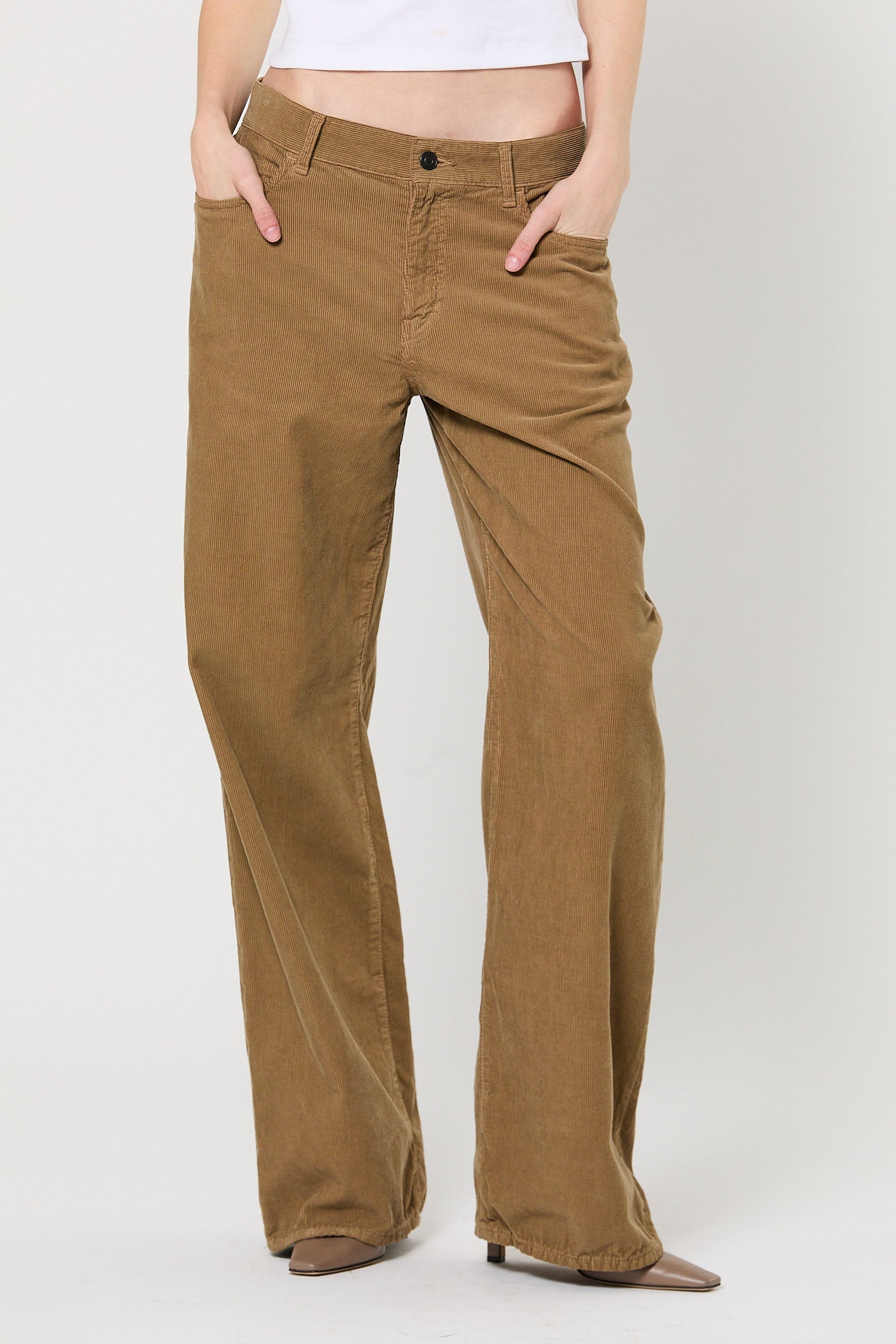 Eglitta Pant