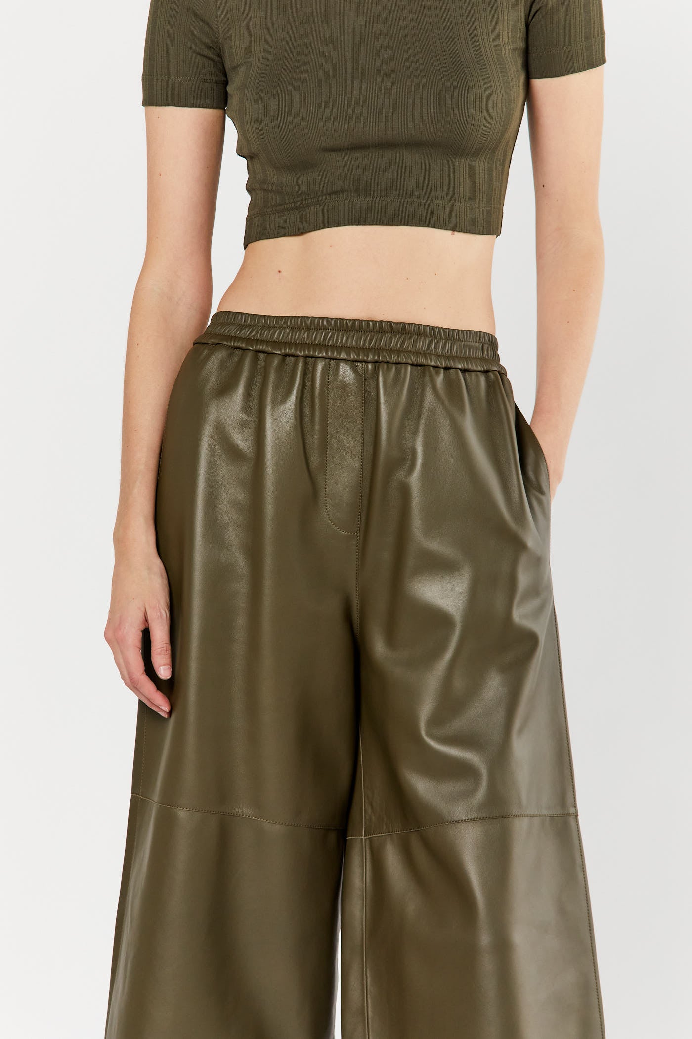 Tea Cropped Trousers