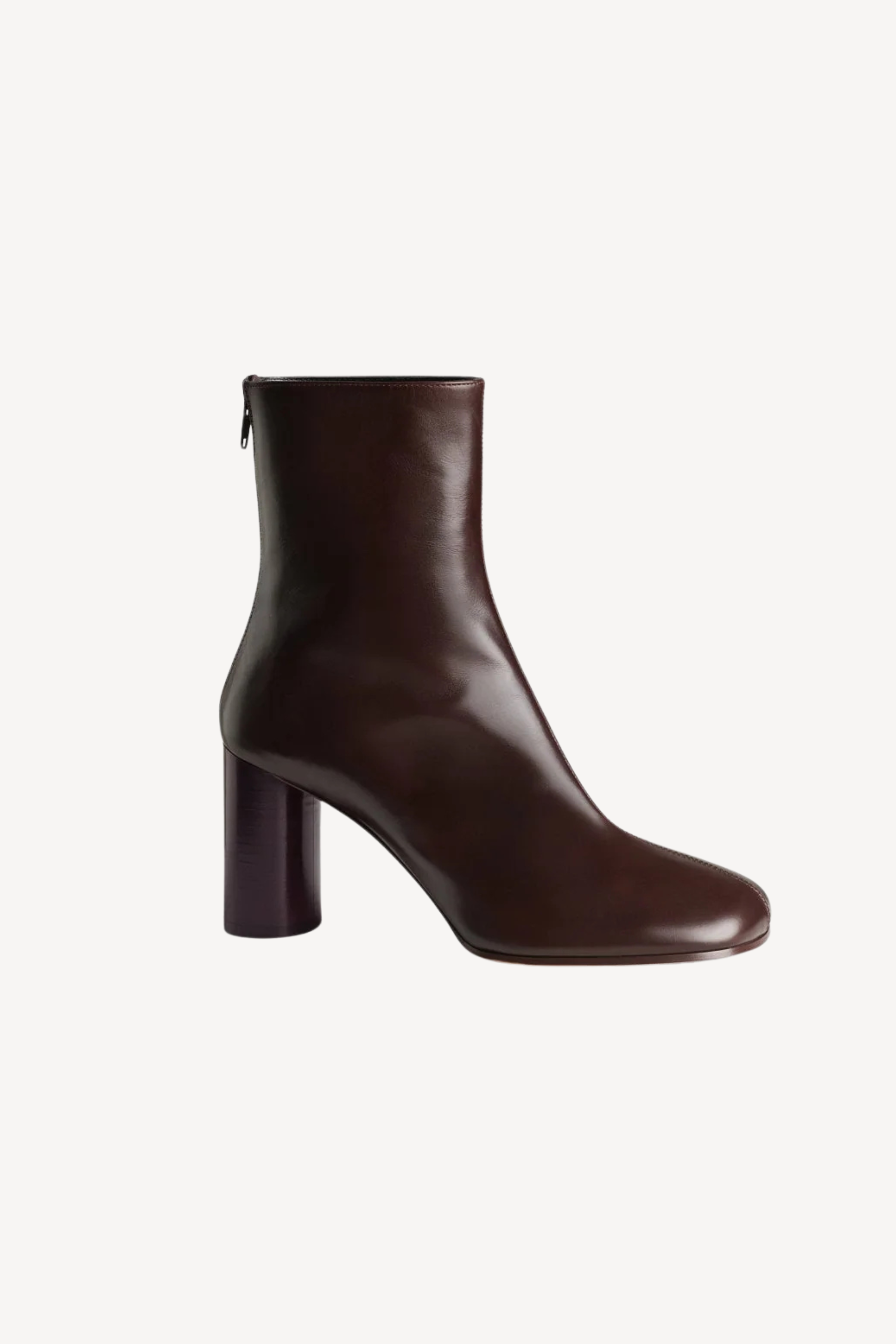 Tug Ankle Boot