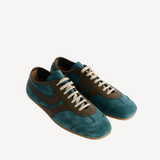 Sneakers in Turquoise