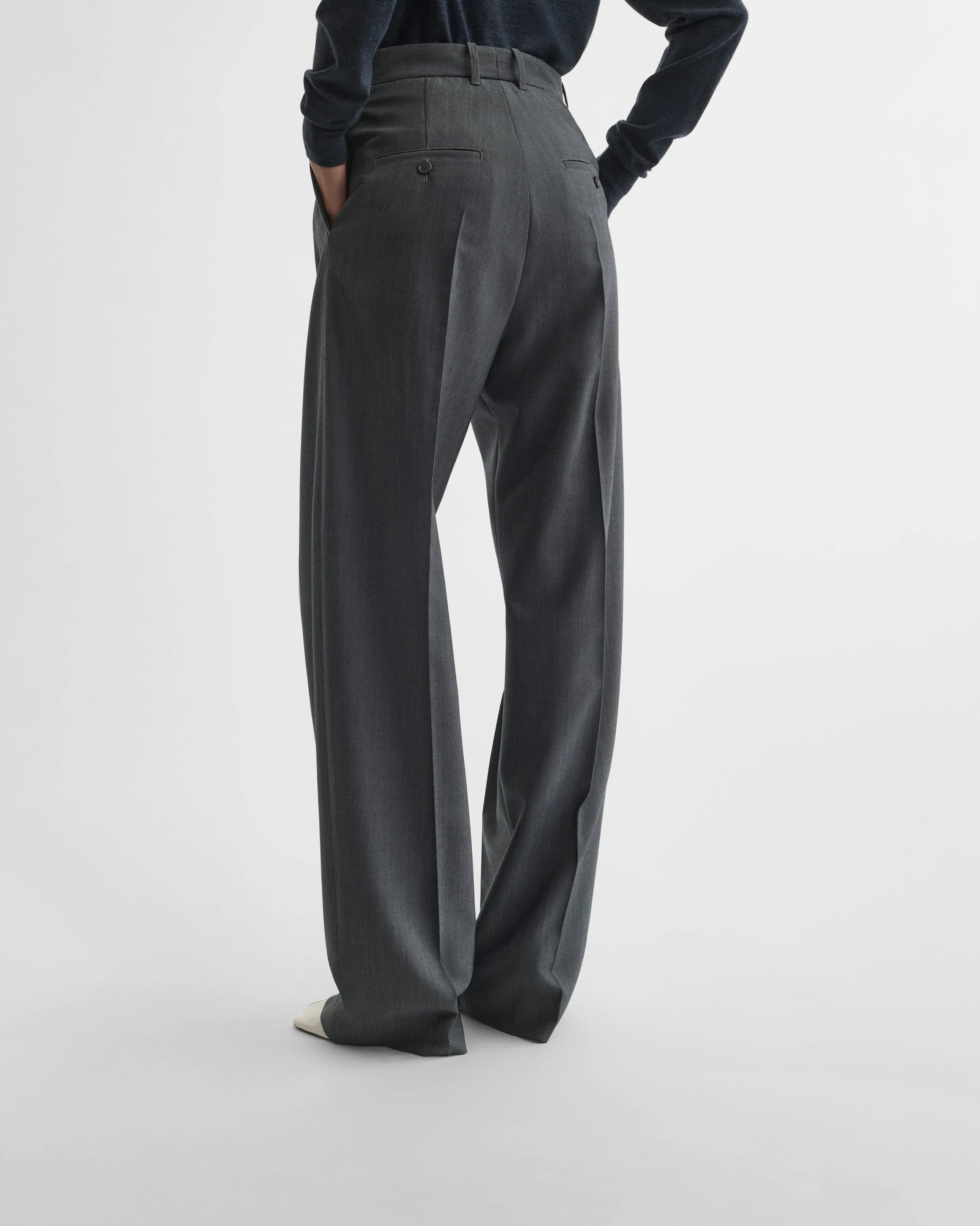 Double Pleat