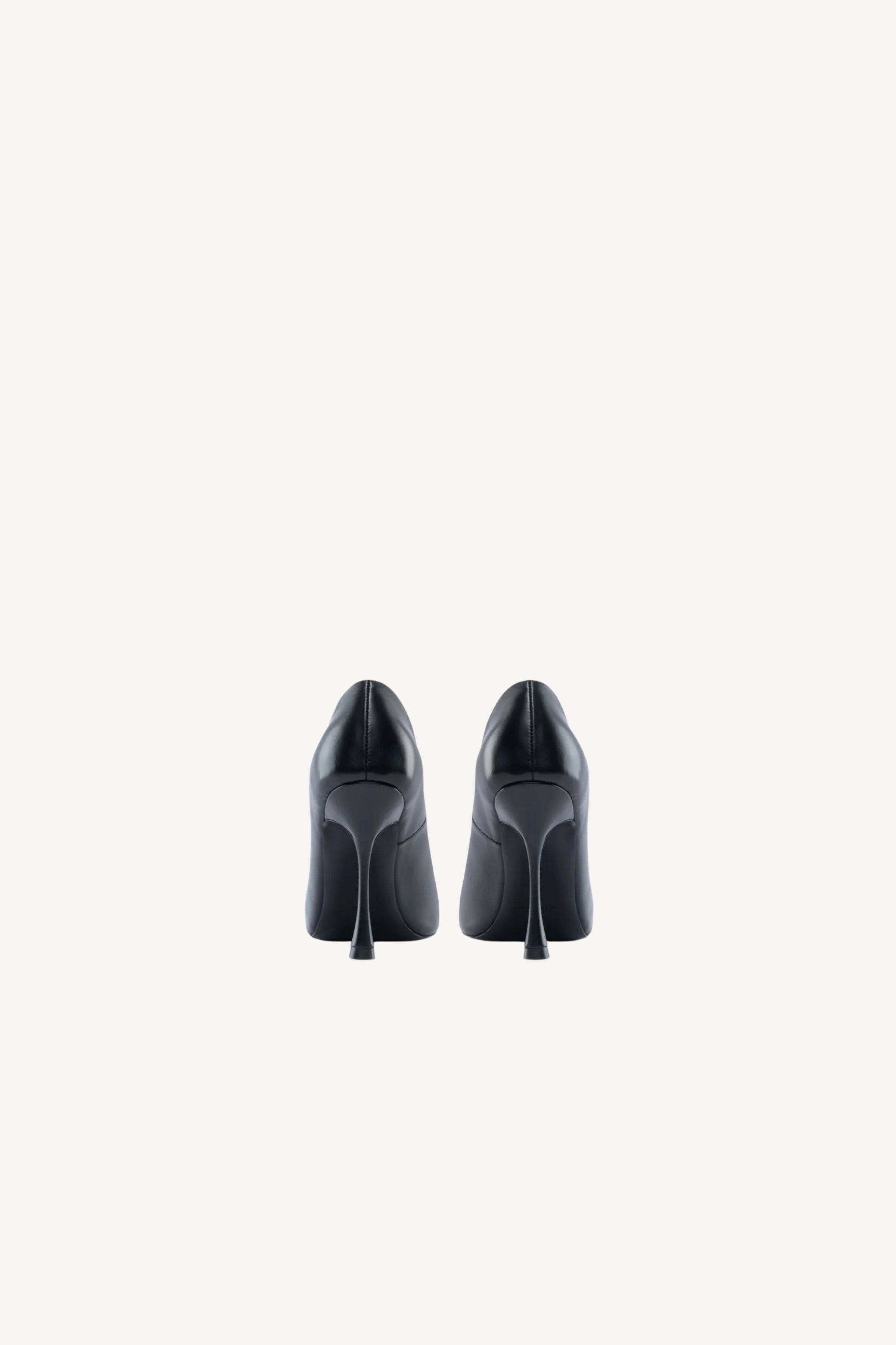Kiss Pump in Black