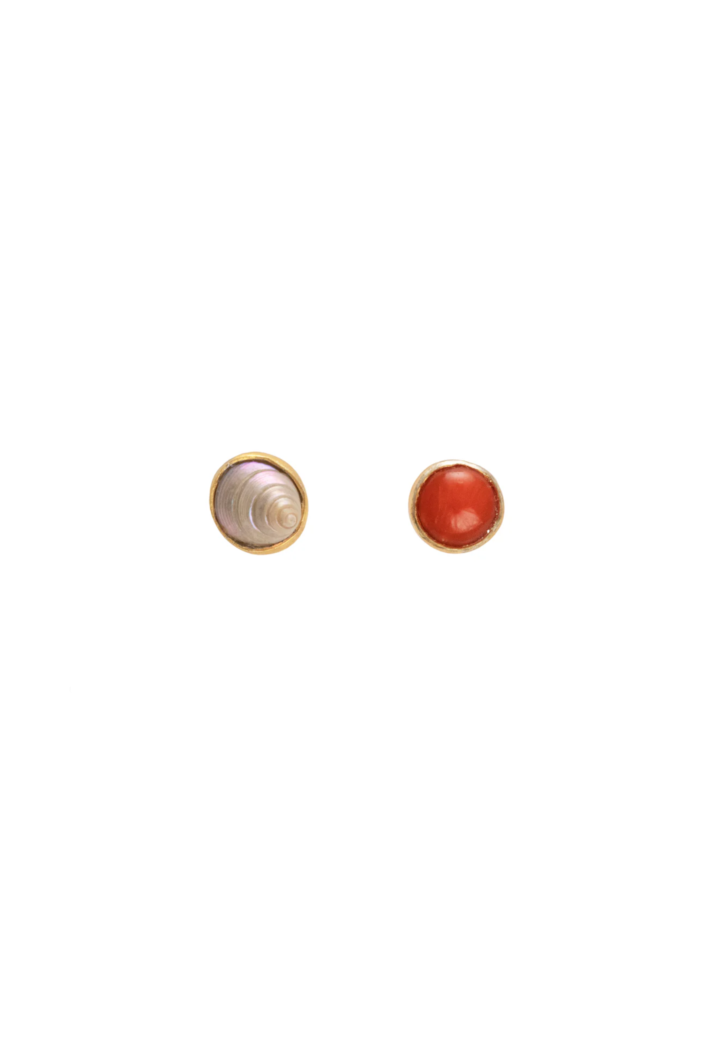 Mismatched Stud Earrings (Shell/Coral)