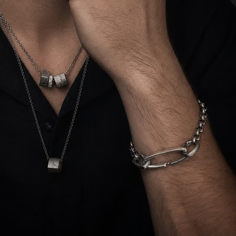 ARKAIKA Chained Bracelet